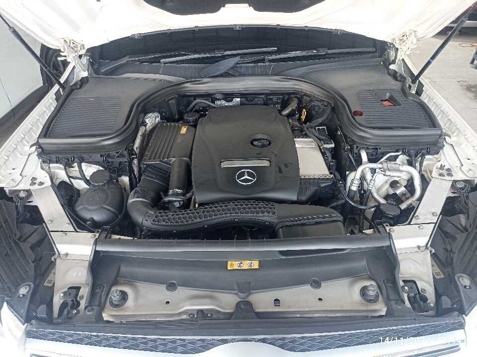Foto Mobil Bekas Mesin Mercedes-Benz GLC250 2.0 tahun 2017