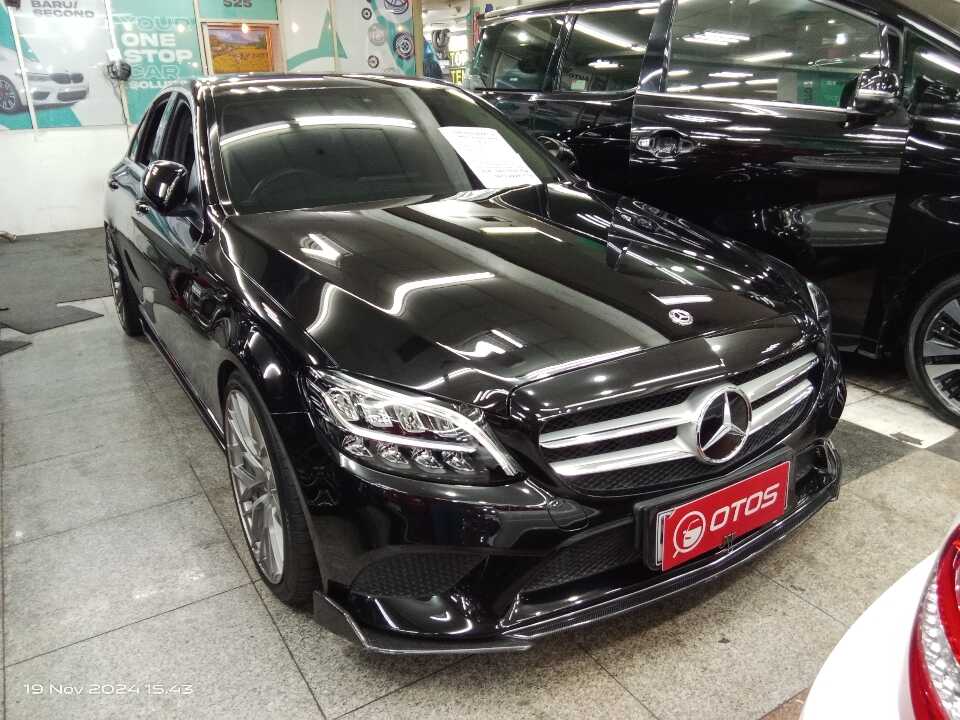 2019 Mercedes-Benz C180 1.5 - Foto 1 dari 6