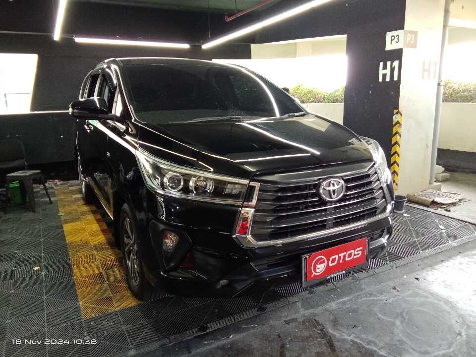 2022 Toyota Kijang Innova 2.0 V - Foto 1 dari 6