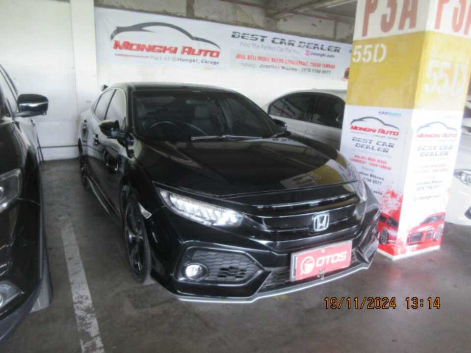 2017 Honda Civic 1.5 E - Foto 1 dari 6