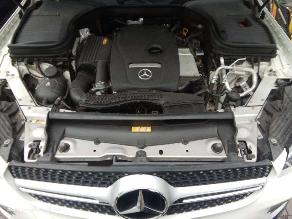 Foto Mobil Bekas Mesin Mercedes-Benz GLC300 2.0 tahun 2019