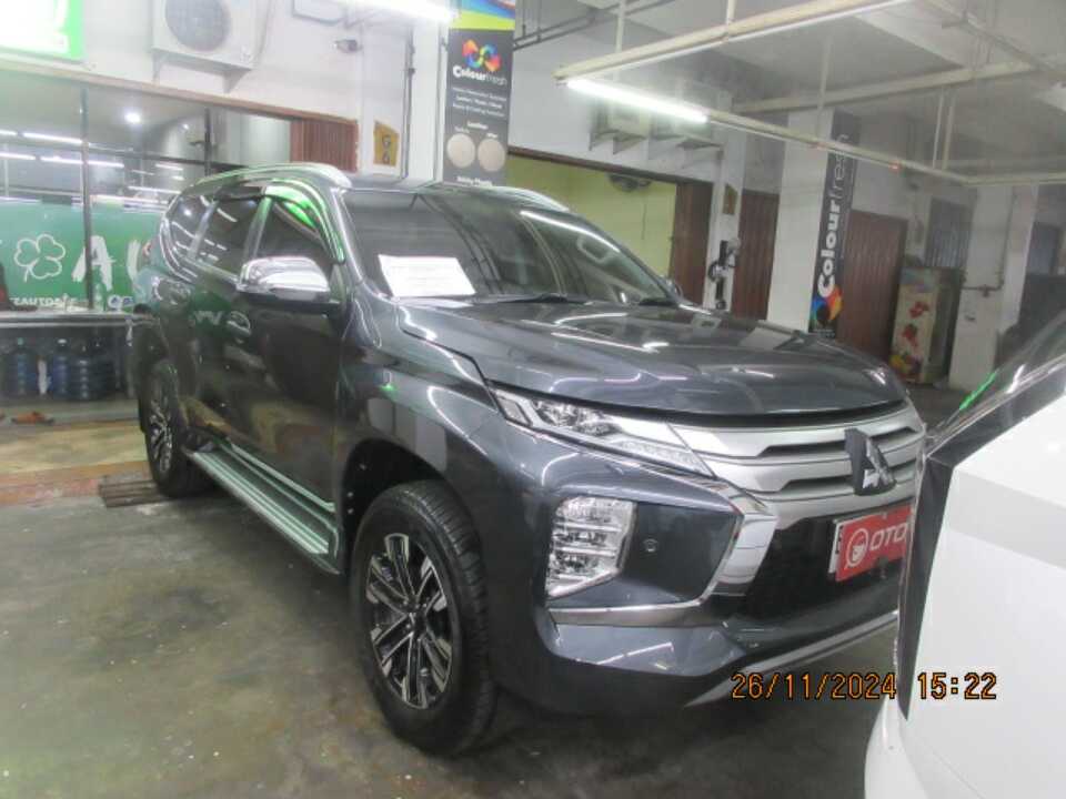 2022 Mitsubishi Pajero Sport 2.4 Dakar 4X2 - Foto 1 dari 6