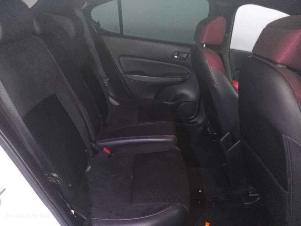 Foto Mobil Bekas Kabin Belakang Honda City 1.5 RS tahun 2022