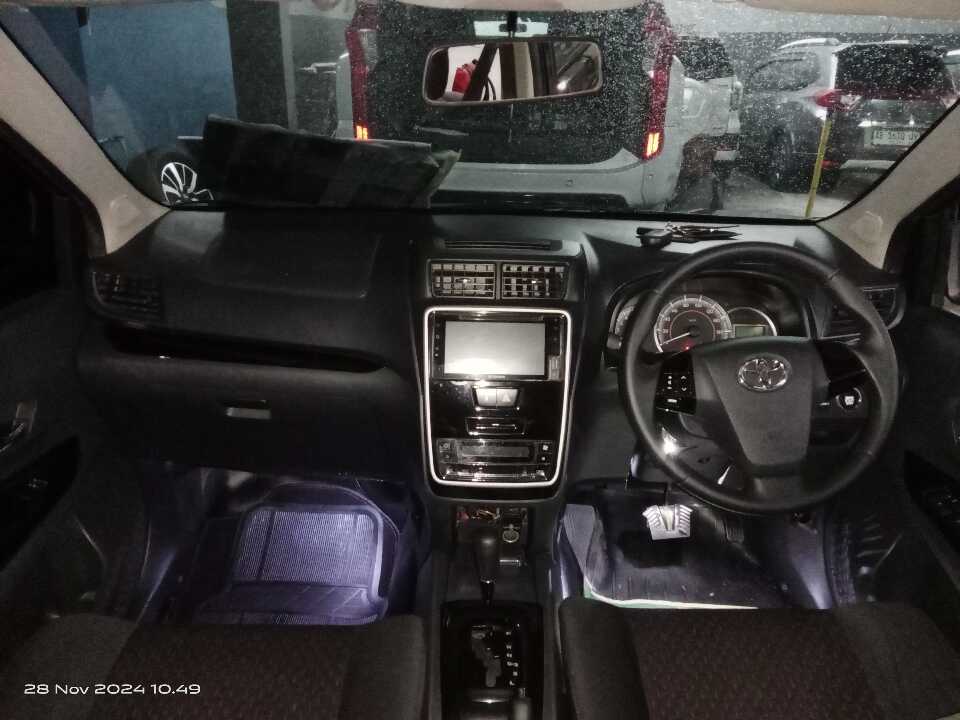 Foto Mobil Bekas Dashboard Toyota Avanza 1.5 Veloz tahun 2019