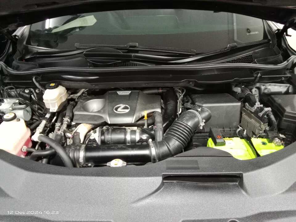 Foto Mobil Bekas Mesin Lexus RX 300 2.0 F-Sport tahun 2019