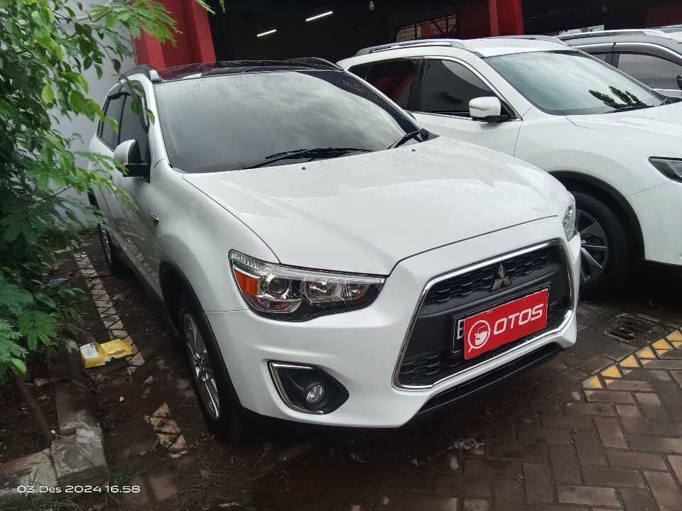 2015 Mitsubishi Outlander Sport 2.0 PX - Foto 1 dari 6