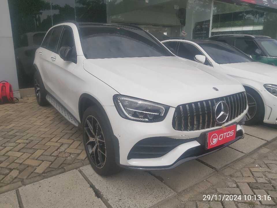 2022 Mercedes-Benz GLC200 2.0 - Foto 1 dari 6