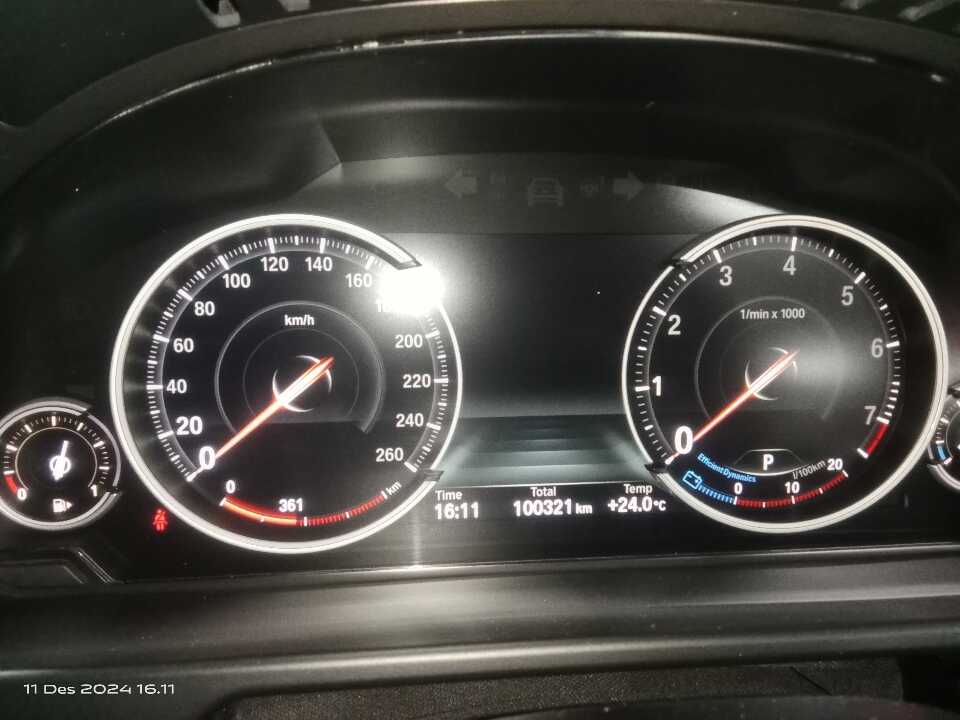 Foto Mobil Bekas Odometer BMW X5 3.0 Xdrive35i Xline tahun 2017