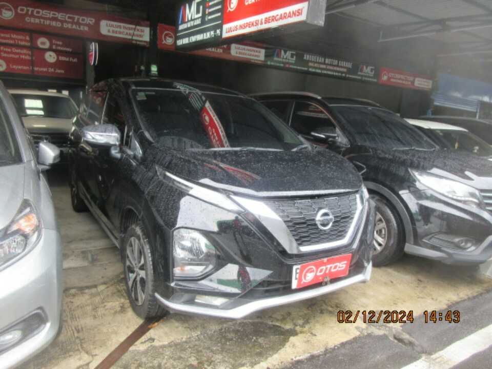 2022 Nissan Livina 1.5 VL - Foto 1 dari 6