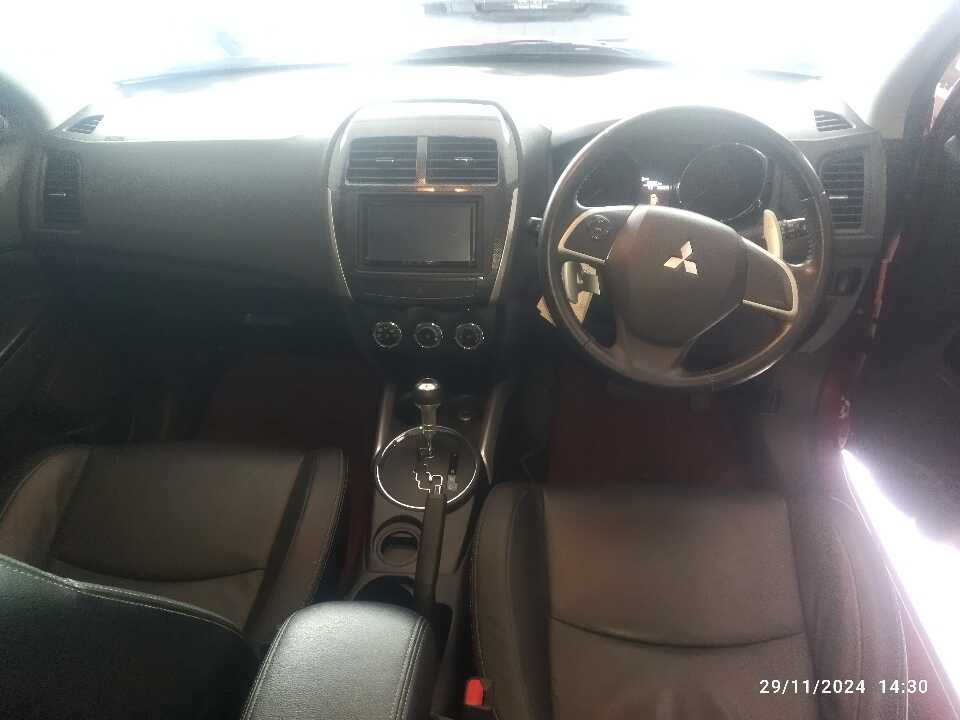 Foto Mobil Bekas Dashboard Mitsubishi Outlander Sport 2.0 PX tahun 2017