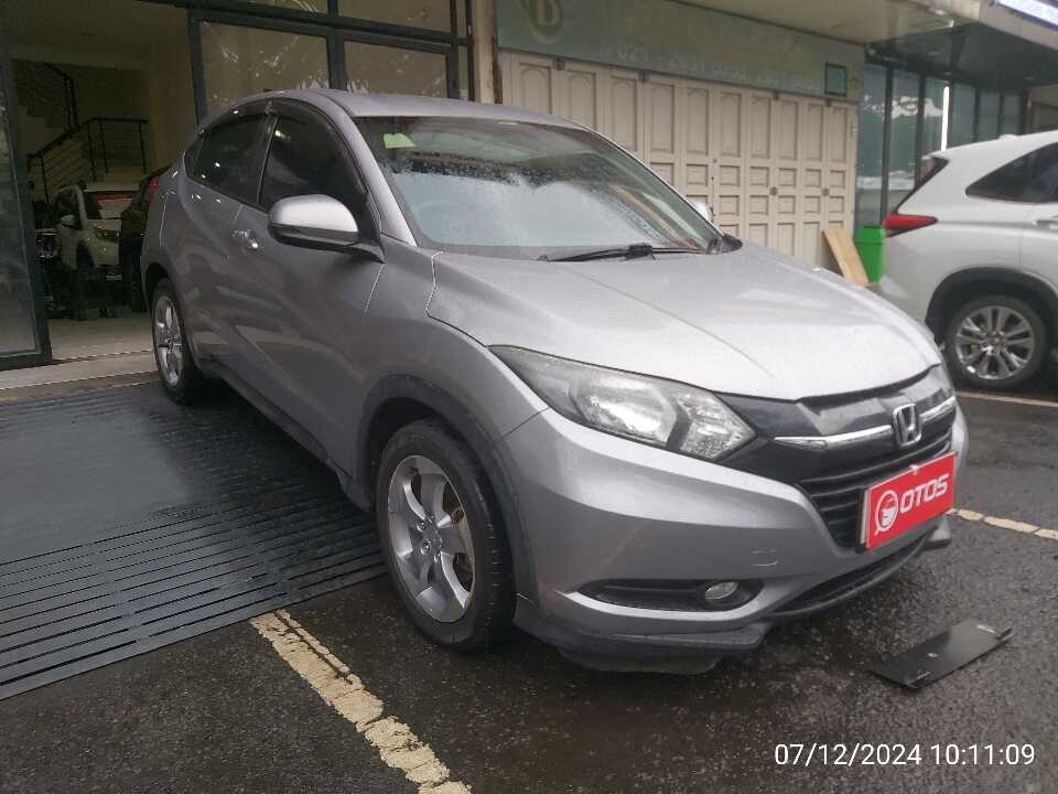 2017 Honda HR-V 1.5 E - Foto 1 dari 6