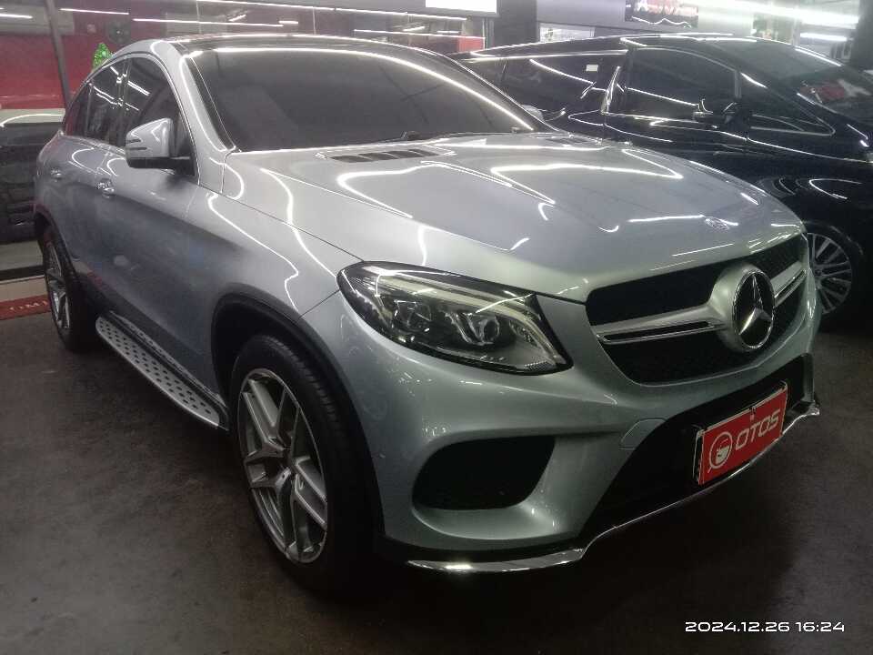 2015 Mercedes-Benz GLE400 3.0 - Foto 1 dari 6