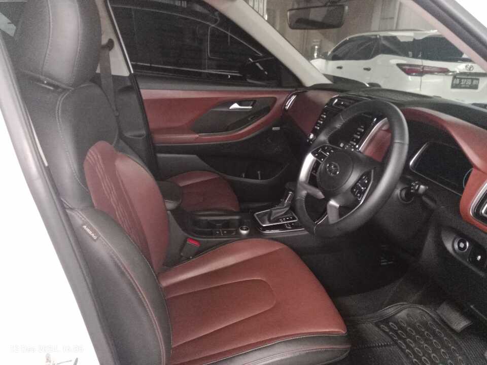 Foto Mobil Bekas Kabin Depan Hyundai Creta 1.5 Style tahun 2022