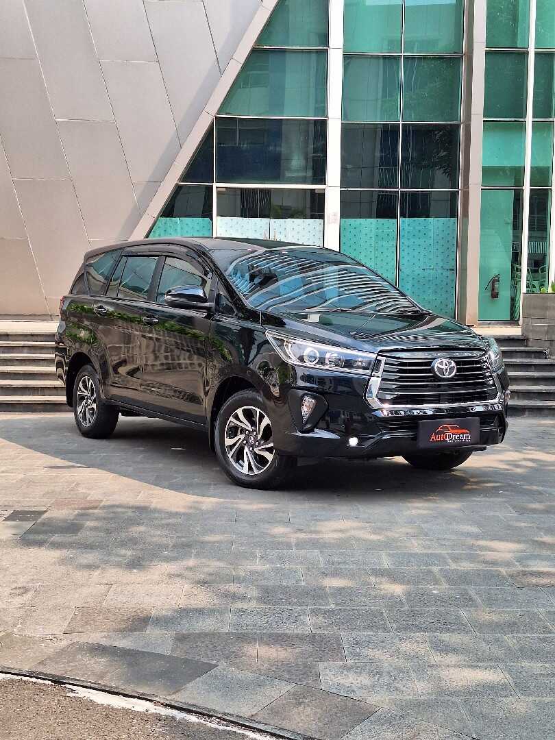 2022 Toyota Kijang Innova 2.4 V - Foto 1 dari 9