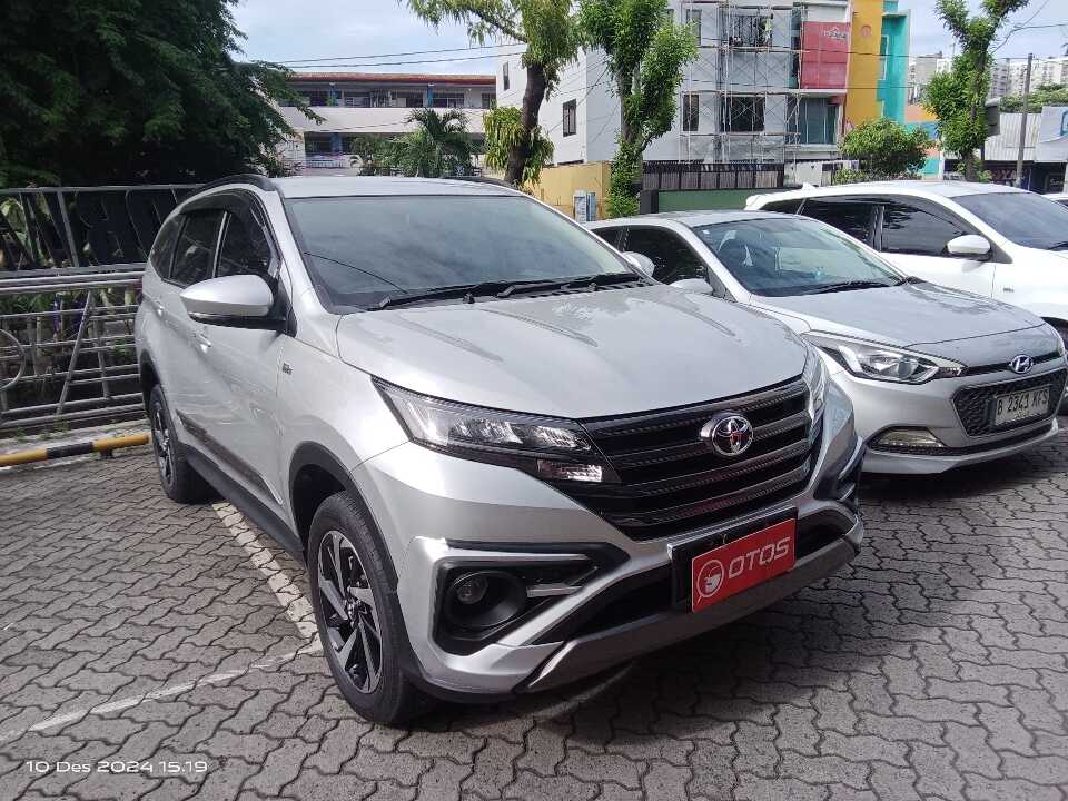 2021 Toyota Rush 1.5 S - Foto 1 dari 9