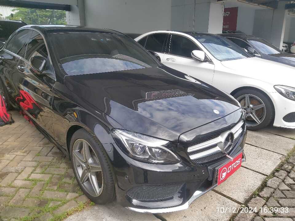 2017 Mercedes-Benz C300 2.0 - Foto 1 dari 6