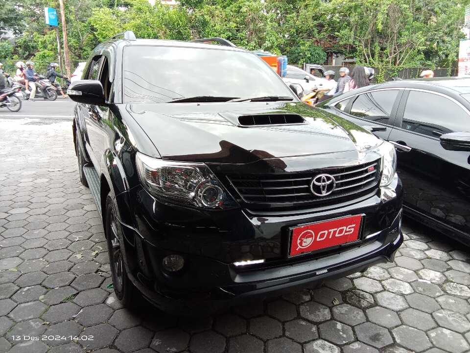 2014 Toyota Fortuner 2.5 G - Foto 1 dari 6