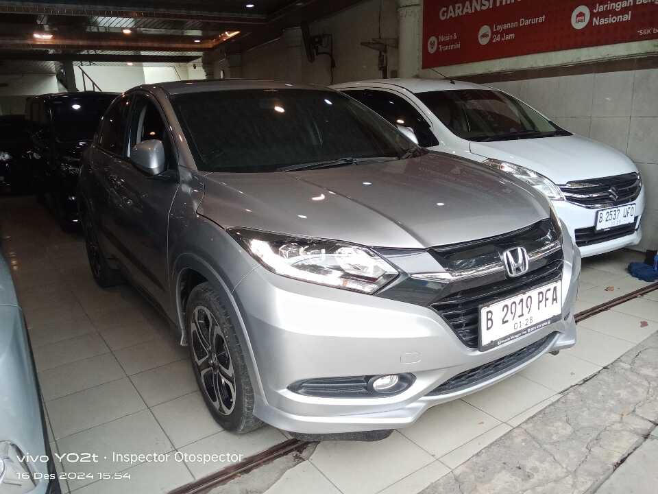2017 Honda HR-V 1.8 RS - Foto 1 dari 6