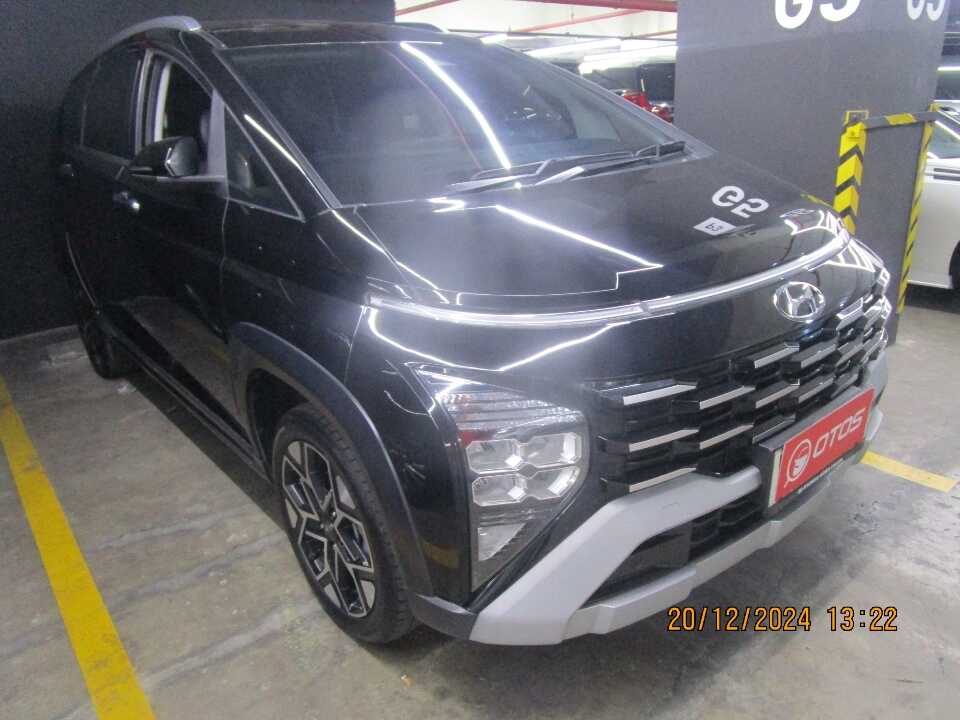 2023 Hyundai Stargazer 1.5 Active - Foto 1 dari 6