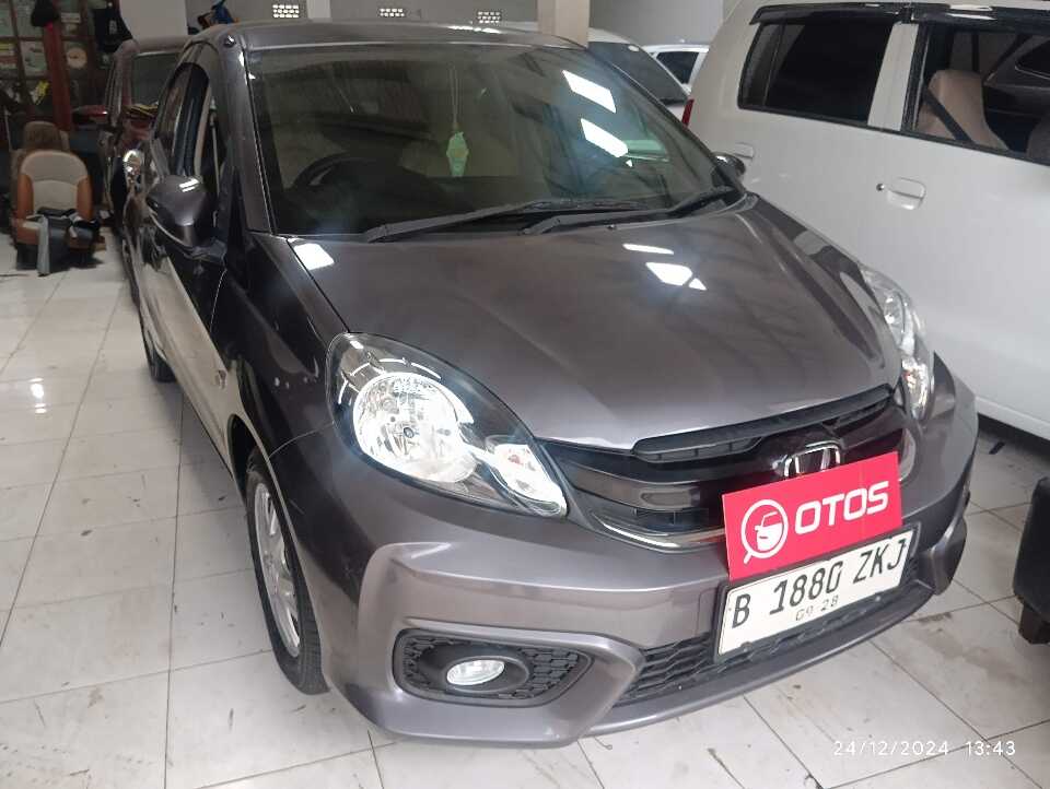 2018 Honda Brio 1.2 Satya E - Foto 1 dari 6