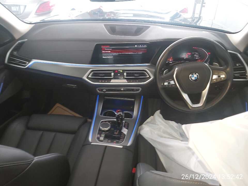 Foto Mobil Bekas Dashboard BMW X5 3.0 Xdrive40i Xline tahun 2021