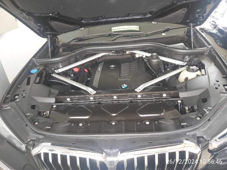 Foto Mobil Bekas Mesin BMW X5 3.0 Xdrive40i Xline tahun 2021