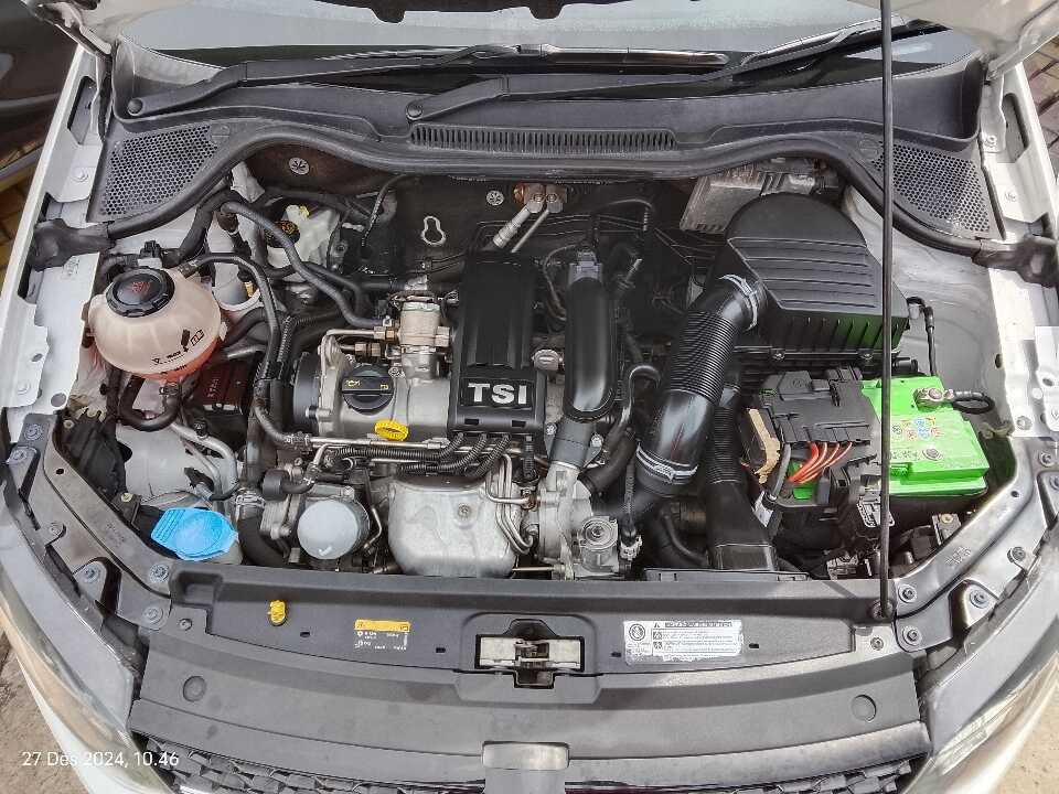 Foto Mobil Bekas Mesin Volkswagen Polo 1.2 TSI tahun 2020