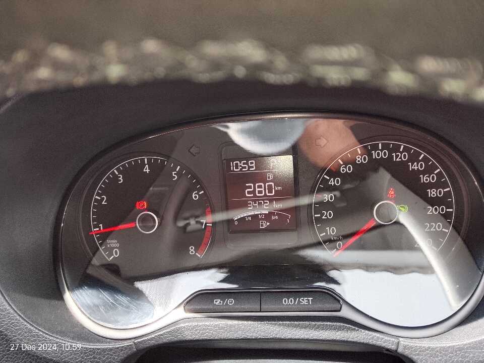 Foto Mobil Bekas Odometer Volkswagen Polo 1.2 TSI tahun 2020