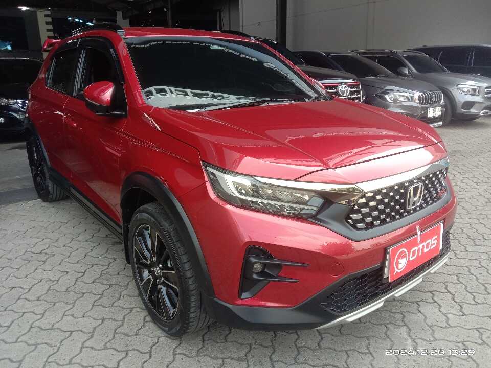 2023 Honda WR-V 1.5 RS - Foto 1 dari 9