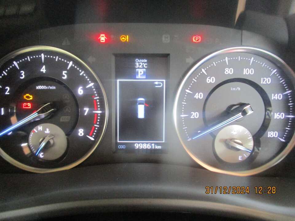 Foto Mobil Bekas Odometer Toyota Alphard 2.5 G tahun 2015