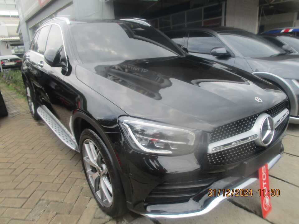 2022 Mercedes-Benz GLC200 2.0 - Foto 1 dari 6