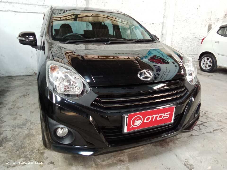 2022 Daihatsu Ayla 1.0 X - Foto 1 dari 6