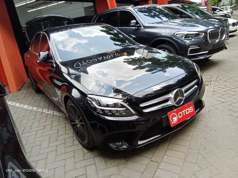 2019 Mercedes-Benz C200 1.5 - Foto 1 dari 6