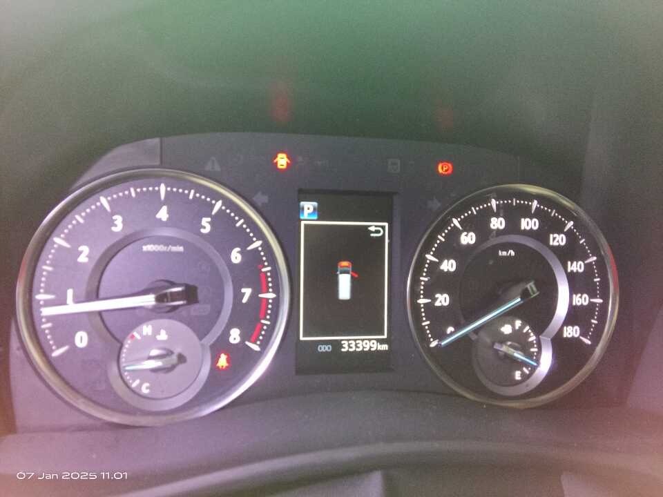 Foto Mobil Bekas Odometer Toyota Alphard 2.5 G tahun 2021