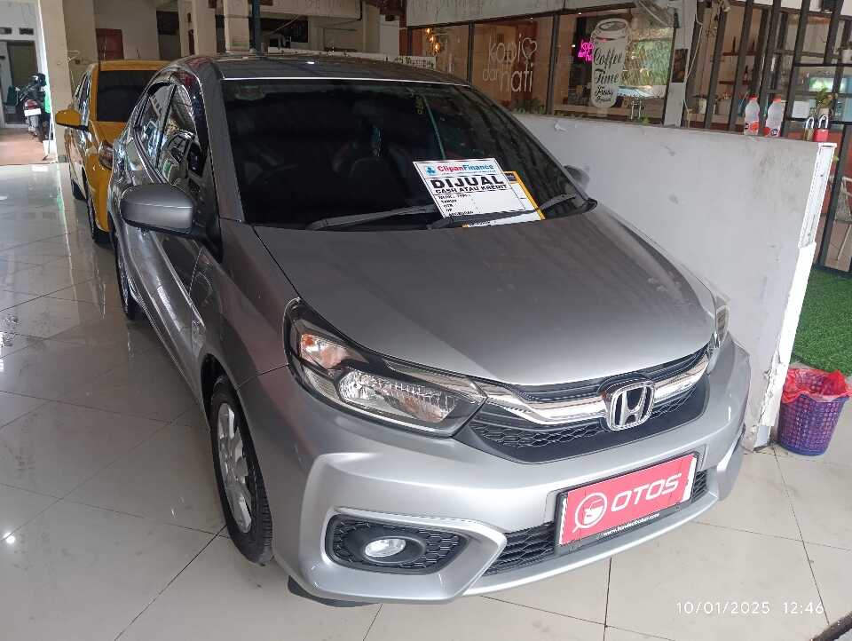 2019 Honda Brio 1.2 Satya E - Foto 1 dari 6