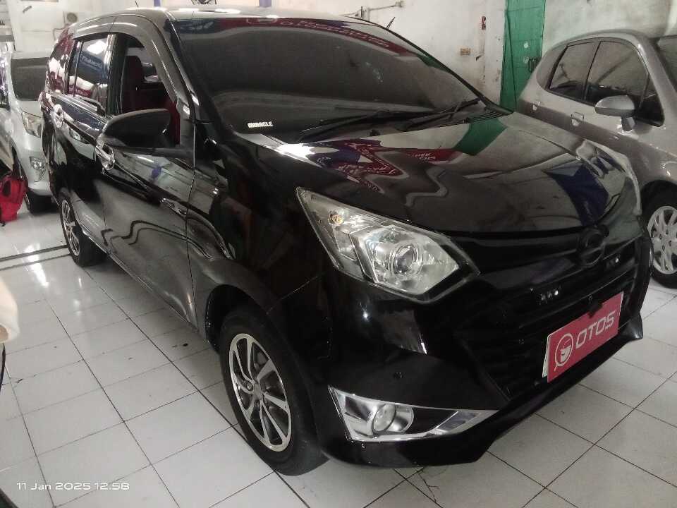 2016 Daihatsu Sigra 1.2 R - Foto 1 dari 6