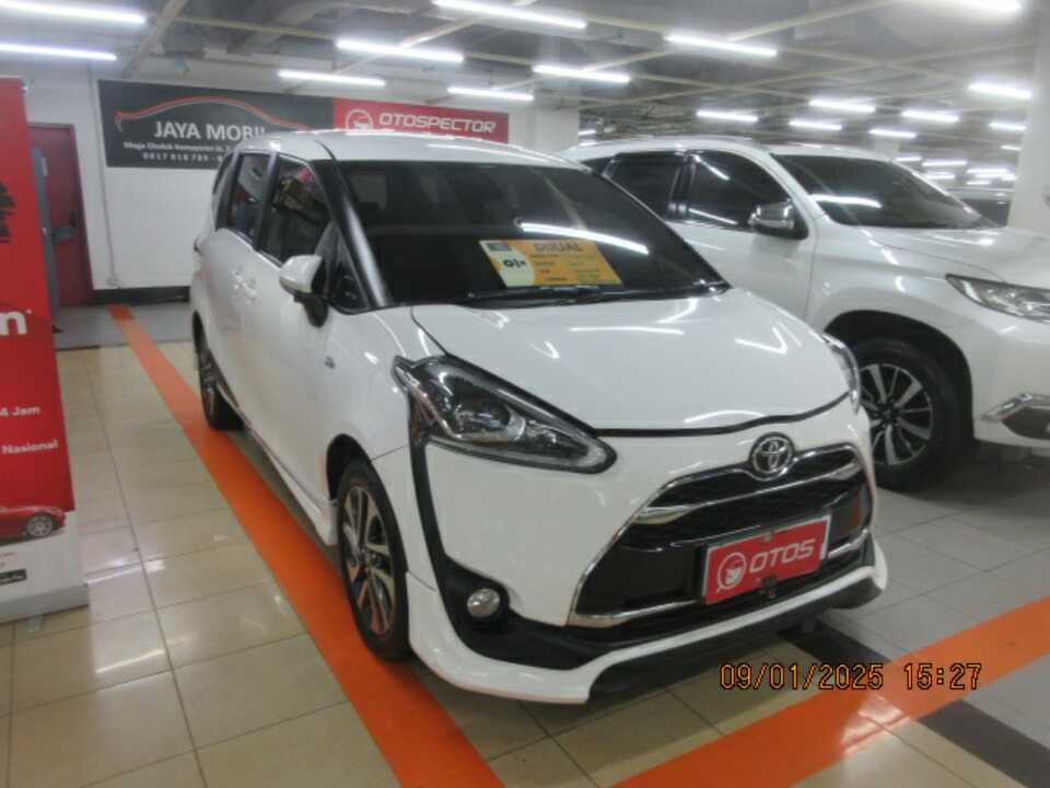 2017 Toyota Sienta 1.5 Q - Foto 1 dari 6