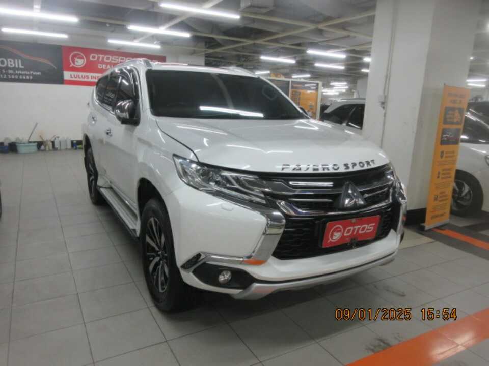 2016 Mitsubishi Pajero Sport 2.4 Dakar 4X2 - Foto 1 dari 6
