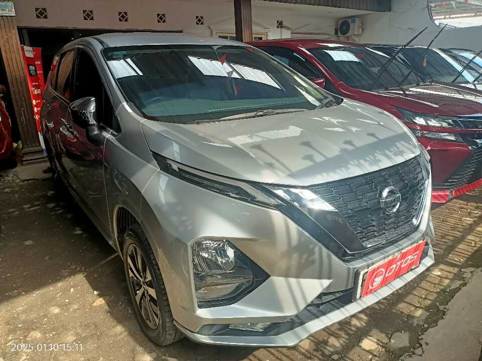 2019 Nissan Livina 1.5 VL - Foto 1 dari 6