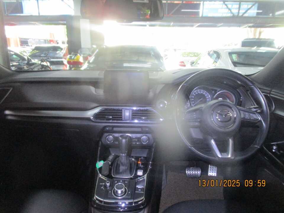 Foto Mobil Bekas Dashboard Mazda CX-9 2.5 Skyactiv-G tahun 2018