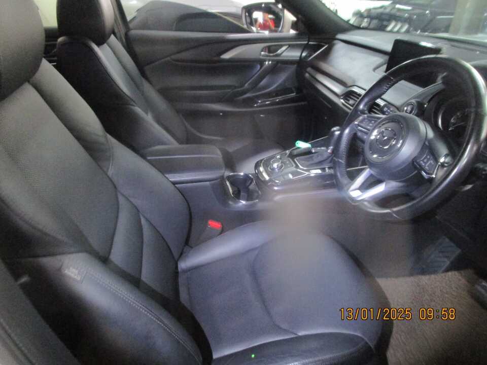 Foto Mobil Bekas Kabin Depan Mazda CX-9 2.5 Skyactiv-G tahun 2018