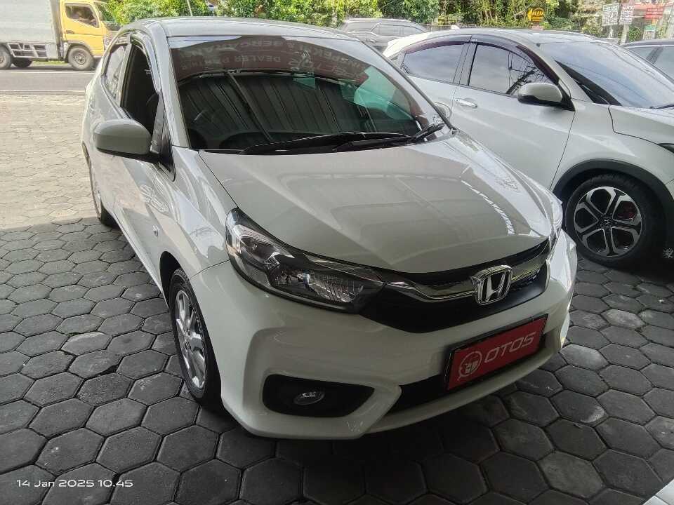 2020 Honda Brio 1.2 Satya E - Foto 1 dari 6
