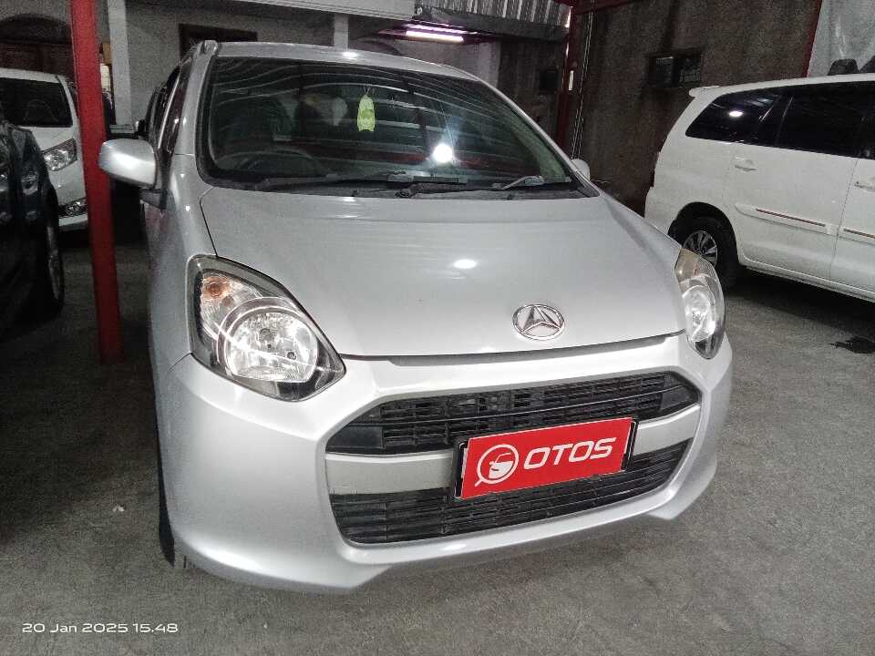 2015 Daihatsu Ayla 1.0 M - Foto 1 dari 6