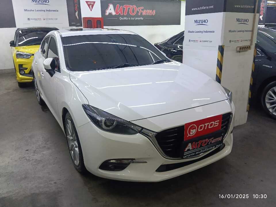 2018 Mazda 3 2.0 - Foto 1 dari 6