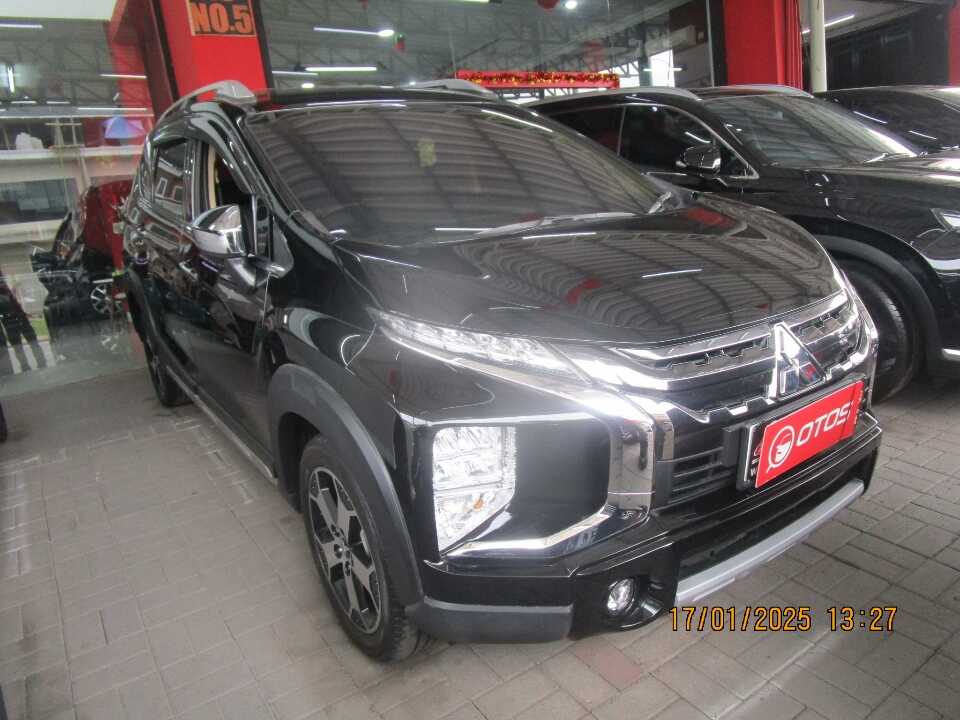 2021 Mitsubishi Xpander 1.5 Cross - Foto 1 dari 6