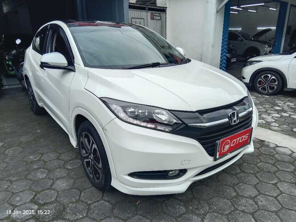 2018 Honda HR-V 1.8 RS - Foto 1 dari 6