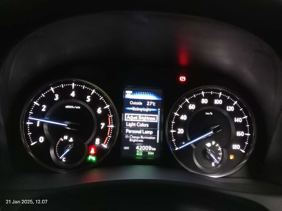 Foto Mobil Bekas Odometer Toyota Alphard 2.5 G tahun 2019