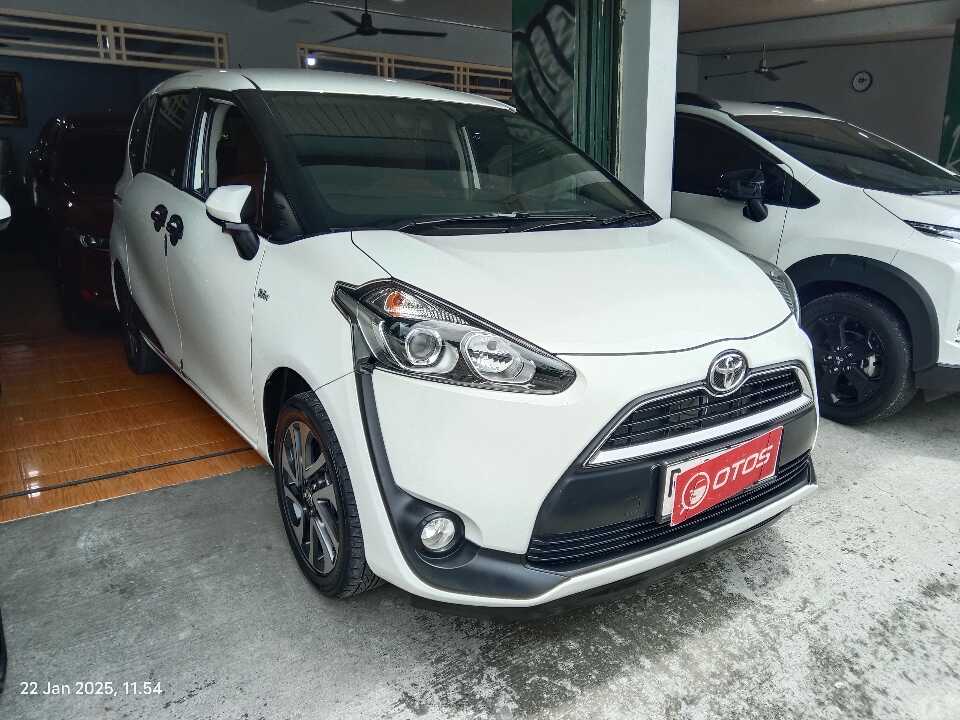 2016 Toyota Sienta 1.5 V - Foto 1 dari 6