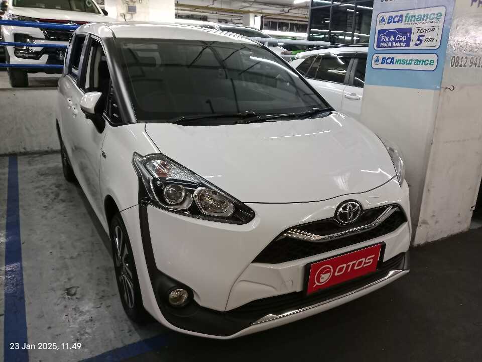 2021 Toyota Sienta 1.5 V - Foto 1 dari 6