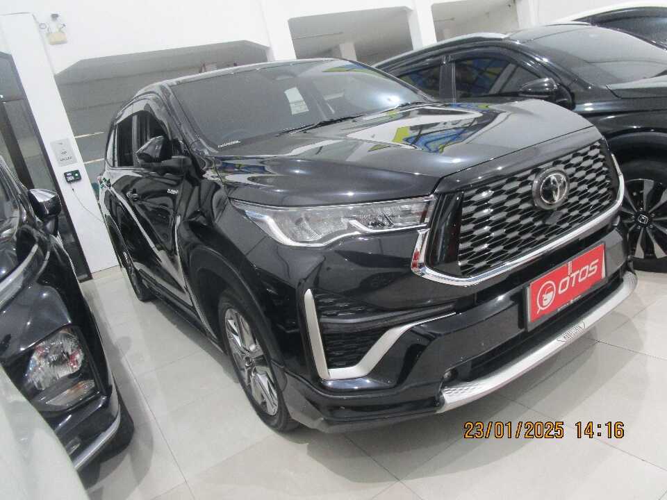 2023 Toyota Kijang Innova 2.0 Zenix Q HV CVT TSS Modellista - Foto 1 dari 6